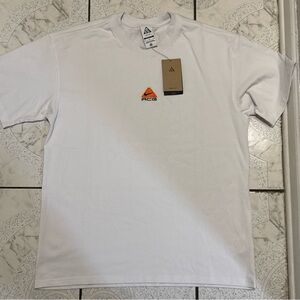 New Nike ACG Lungs T-Shirt Summit White Men’s Size Medium DQ1815-121